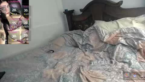 carolinee_fooox online show from February 2026 03:27:02 PM