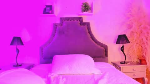 Caroline online show from February 2026 12:23:01 PM