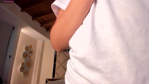 Caro online show from January 2026 09:46:02 AM