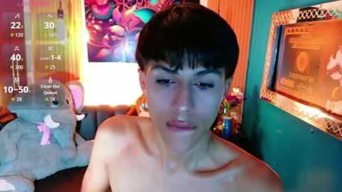 Snapshot of carolinejesh chatting on May 2026 12:43:02 PM carolinejesh online show from May 2026 12:43:02 PM