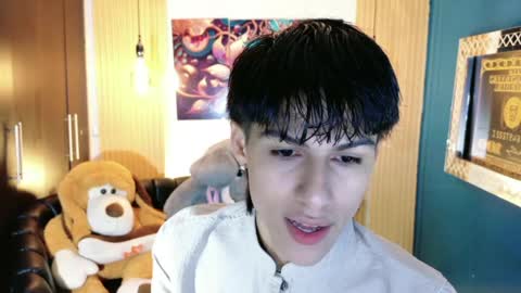 Snapshot of carolinejesh chatting on May 2026 10:44:02 AM carolinejesh online show from May 2026 10:44:02 AM