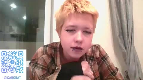 CarolineRichter online show from October 2025 01:25:01 AM