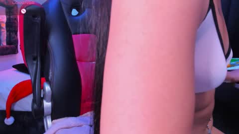 Caroline Scoth online show from December 2024 09:12:01 PM