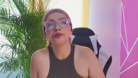 Snapshot of carolmiss_79 chatting on June 2026 03:14:01 PM CAROL online show from June 2026 03:14:01 PM