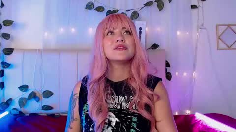    online show from January 2025 06:10:02 PM
