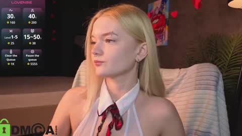 Snapshot of carrie_foster chatting on February 2026 03:12:01 PM Carrie foster online show from February 2026 03:12:01 PM