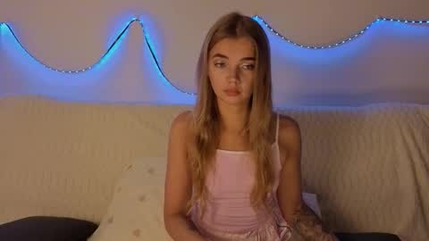 carriebradshawww online show from October 2025 12:57:02 PM