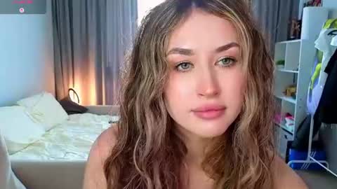 Kira online show from July 2026 04:22:01 PM