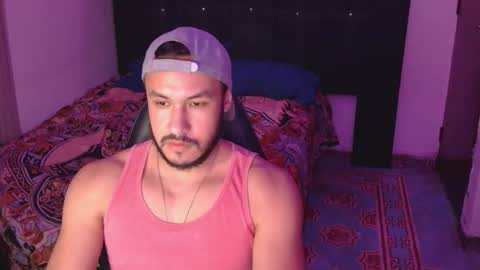 Snapshot of casas_oom chatting on October 2025 04:33:01 AM      online show from October 2025 04:33:01 AM
