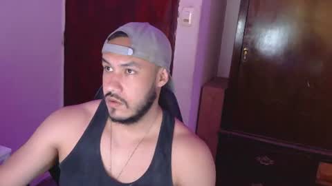 Snapshot of casas_oom chatting on August 2026 06:43:02 PM online show from August 2026 06:43:02 PM
