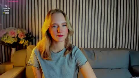 Casey sweeet online show from October 2025 04:07:01 PM