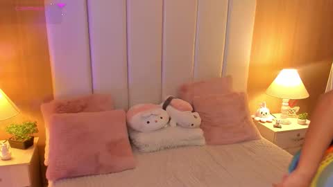 Casey Pierce  New Account online show from November 2025 08:55:01 PM