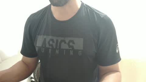 Snapshot of cashmastermuscle77 chatting on January 2025 02:22:01 AM cashmastermuscle77 online show from January 2025 02:22:01 AM