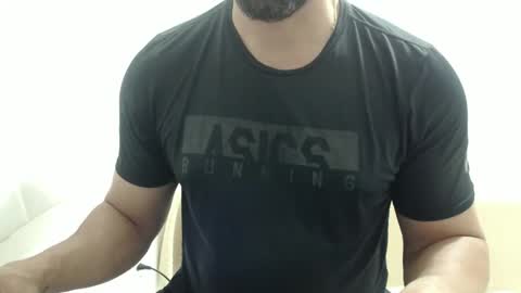 Snapshot of cashmastermuscle77 chatting on October 2025 01:17:02 AM cashmastermuscle77 online show from October 2025 01:17:02 AM