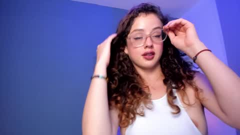 Snapshot of cassandra_caiin chatting on December 2024 10:00:02 PM Cassie online show from December 2024 10:00:02 PM