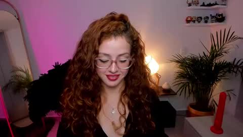 Snapshot of cassandra_caiin chatting on February 2025 03:45:02 AM Cassie online show from February 2025 03:45:02 AM