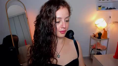 Snapshot of cassandra_caiin chatting on September 2025 02:55:02 PM Cassie online show from September 2025 02:55:02 PM