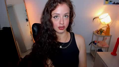 Snapshot of cassandra_caiin chatting on October 2025 10:54:02 PM Cassie online show from October 2025 10:54:02 PM