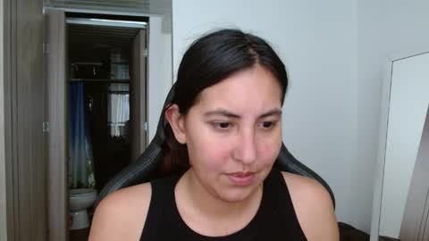 Snapshot of cassandra_ruizz chatting on May 2026 10:04:02 PM 573215024606 online show from May 2026 10:04:02 PM