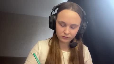 Elisabeth online show from July 2026 10:12:02 AM