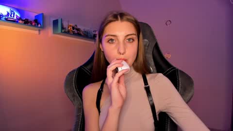 Seductress Cassia  FINDOM AND SADISM  NO NUDE online show from January 2025 07:21:01 PM