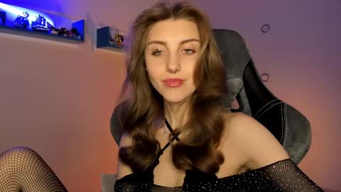 Seductress Cassia  FINDOM AND SADISM  NO NUDE online show from February 2025 07:38:02 PM