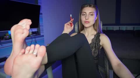 Seductress Cassia  FINDOM AND SADISM  NO NUDE online show from November 2025 04:22:01 PM