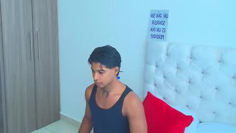 Snapshot of cassian_gold chatting on June 2026 05:02:02 PM CASSIAN GOLD online show from June 2026 05:02:02 PM
