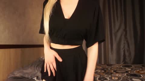 Snapshot of cassie130505 chatting on January 2025 09:28:01 PM Cassie online show from January 2025 09:28:01 PM