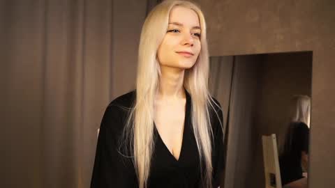 Snapshot of cassie130505 chatting on January 2025 02:17:02 PM Cassie online show from January 2025 02:17:02 PM