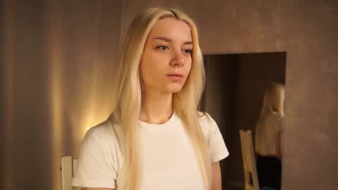 Snapshot of cassie130505 chatting on February 2025 04:11:02 PM Cassie online show from February 2025 04:11:02 PM