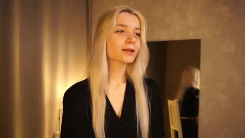 Snapshot of cassie130505 chatting on February 2025 02:41:01 PM Cassie online show from February 2025 02:41:01 PM