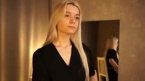 Snapshot of cassie130505 chatting on February 2025 05:46:02 PM Cassie online show from February 2025 05:46:02 PM