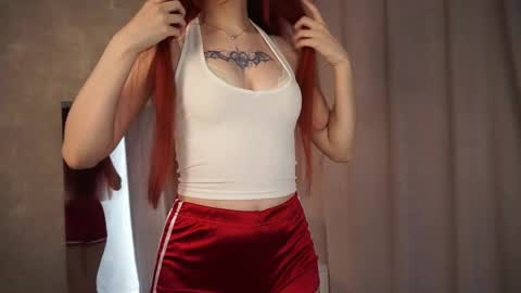 Snapshot of cassie130505 chatting on February 2025 07:01:02 AM Cassie online show from February 2025 07:01:02 AM