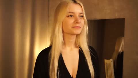 Snapshot of cassie130505 chatting on March 2025 03:07:02 PM Cassie online show from March 2025 03:07:02 PM