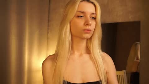 Snapshot of cassie130505 chatting on March 2025 06:11:01 PM Cassie online show from March 2025 06:11:01 PM