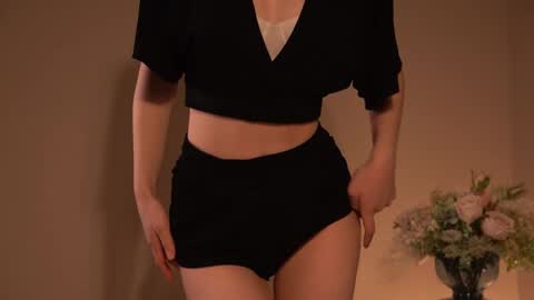 Snapshot of cassie130505 chatting on December 2025 03:51:01 PM Cassie online show from December 2025 03:51:01 PM