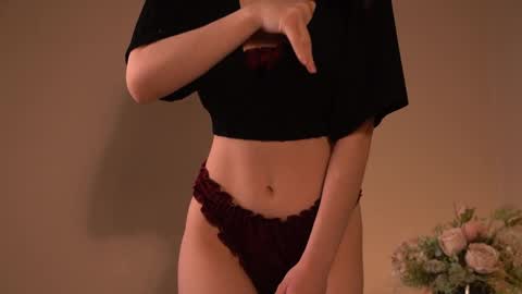 Snapshot of cassie130505 chatting on December 2025 02:45:02 PM Cassie online show from December 2025 02:45:02 PM