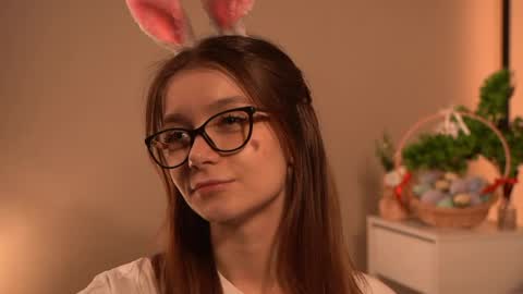 Cassie online show from April 2026 03:43:01 PM