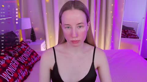 Snapshot of cassie_kelman chatting on December 2024 08:54:01 PM Cassie online show from December 2024 08:54:01 PM