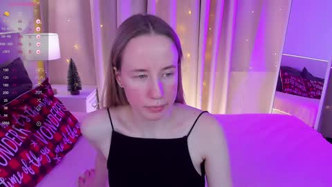 Snapshot of cassie_kelman chatting on December 2024 06:14:01 AM Cassie online show from December 2024 06:14:01 AM