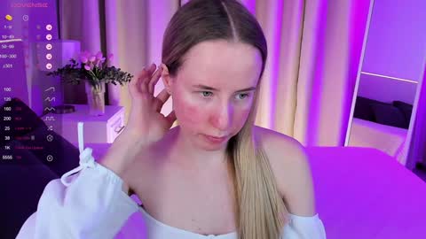 Snapshot of cassie_kelman chatting on February 2025 03:21:02 AM Cassie online show from February 2025 03:21:02 AM