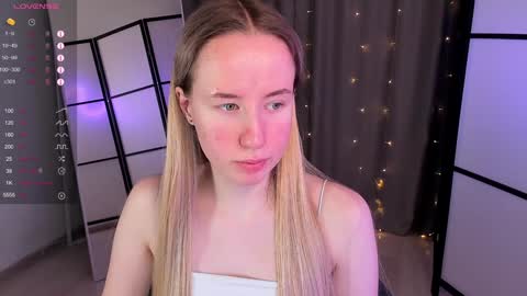 Snapshot of cassie_kelman chatting on February 2025 09:04:01 PM Cassie online show from February 2025 09:04:01 PM