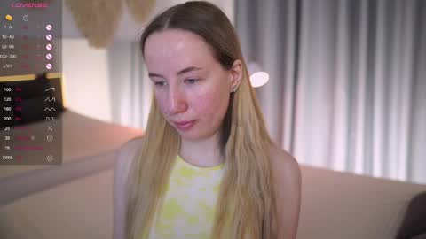 Snapshot of cassie_kelman chatting on March 2025 08:54:01 PM Cassie online show from March 2025 08:54:01 PM