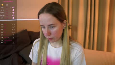 Snapshot of cassie_kelman chatting on March 2025 09:35:01 PM Cassie online show from March 2025 09:35:01 PM