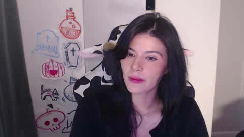 Snapshot of cassiealvarez chatting on October 2025 10:23:02 PM cassiealvarez online show from October 2025 10:23:02 PM