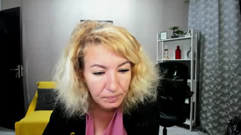 Snapshot of cassiejonas chatting on June 2026 02:58:01 AM CassieJonas online show from June 2026 02:58:01 AM