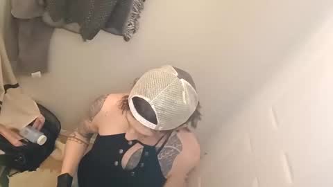 Snapshot of cassiemichelle chatting on December 2025 03:57:01 AM Cassiemichelle online show from December 2025 03:57:01 AM