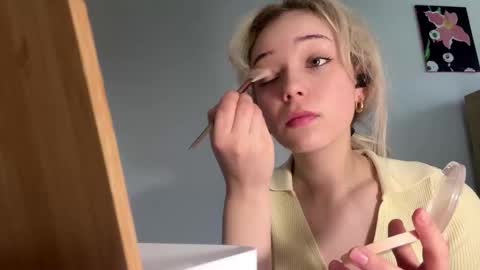 Olivia online show from March 2026 08:11:02 AM