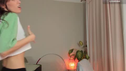  cassandra  online show from December 2024 07:45:01 PM